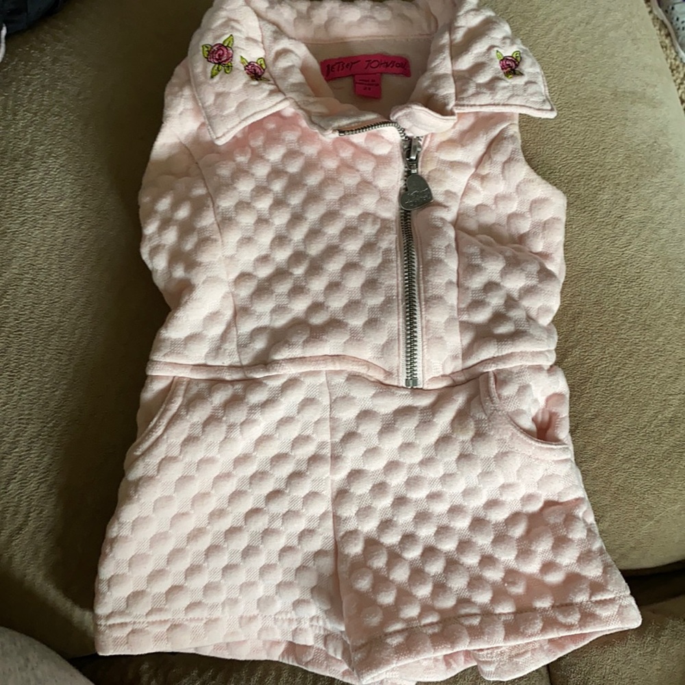 2t Betsy Johnson jumper